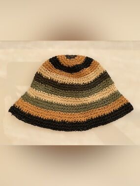 Universal Thread Striped Crochet Sun Hat in Olive, Tan & Cream
